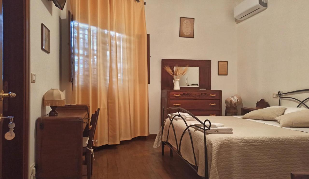 B&B La Masseria Del '700 Castiglione a Casauria ภายนอก รูปภาพ